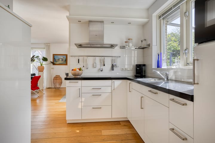 Photo 13 of Vanghout 21