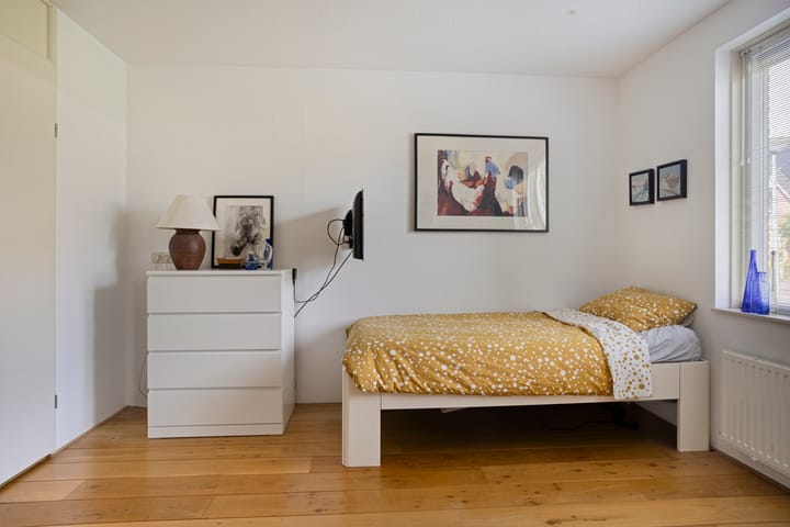 Photo 15 of Vanghout 21