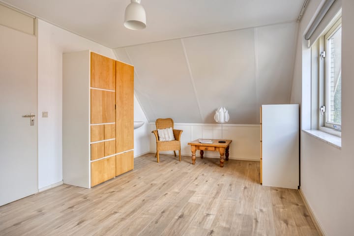 Photo 24 of Vanghout 21