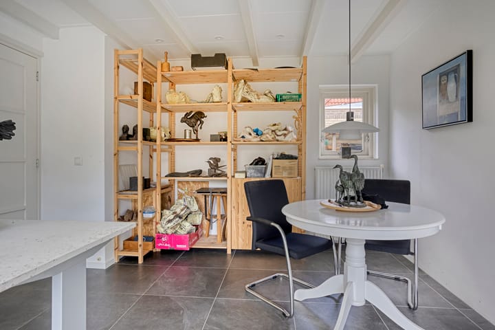 Photo 35 of Vanghout 21