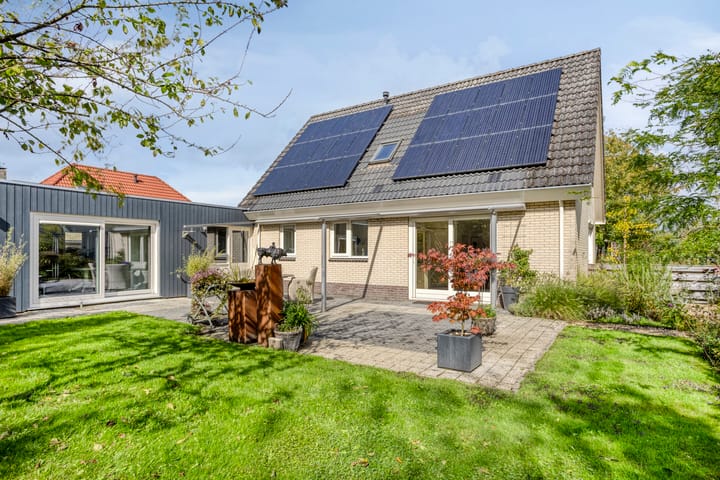 Photo 39 of Vanghout 21