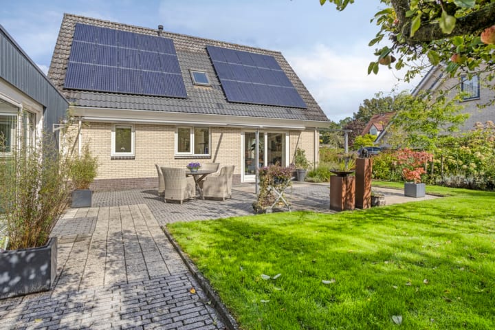 Photo 40 of Vanghout 21