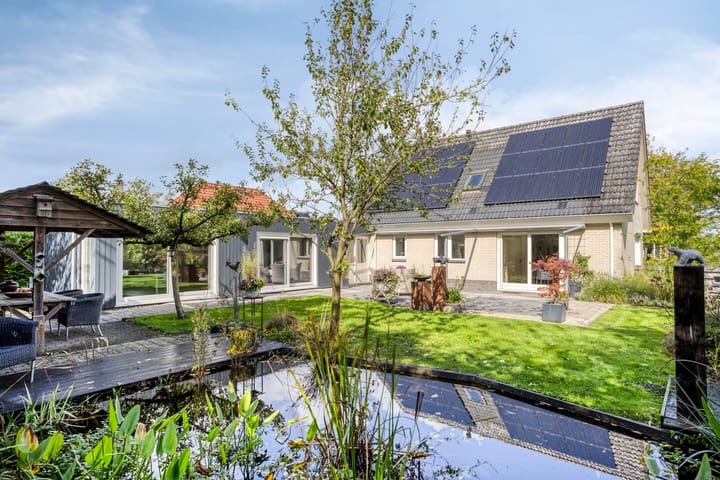 Photo 45 of Vanghout 21