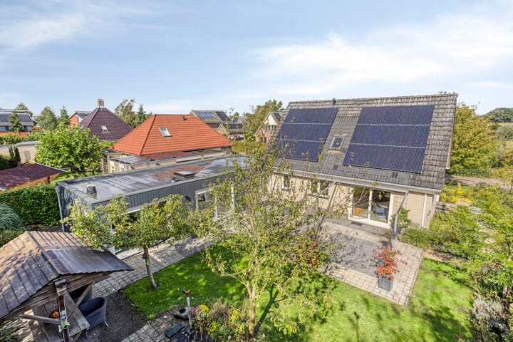 Photo 48 of Vanghout 21