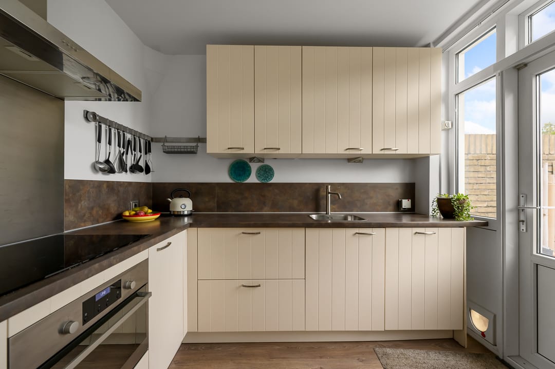 Foto 16 van Florastraat 61