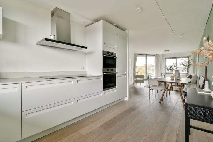 Foto 14 van Van Reigersbergenstraat 222