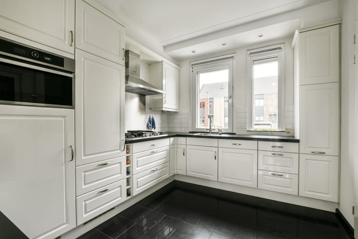 Foto 3 van Valeriaan 11