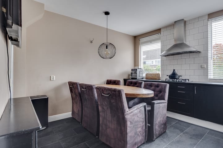 Foto 9 van Rosmolenstraat 107