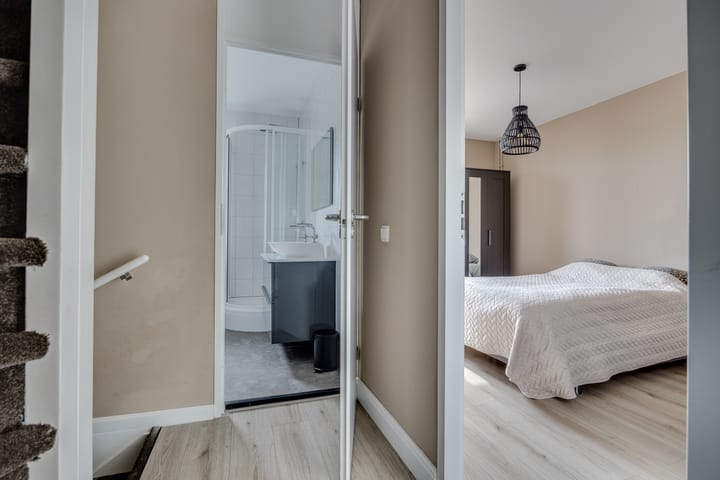 Foto 12 van Rosmolenstraat 107