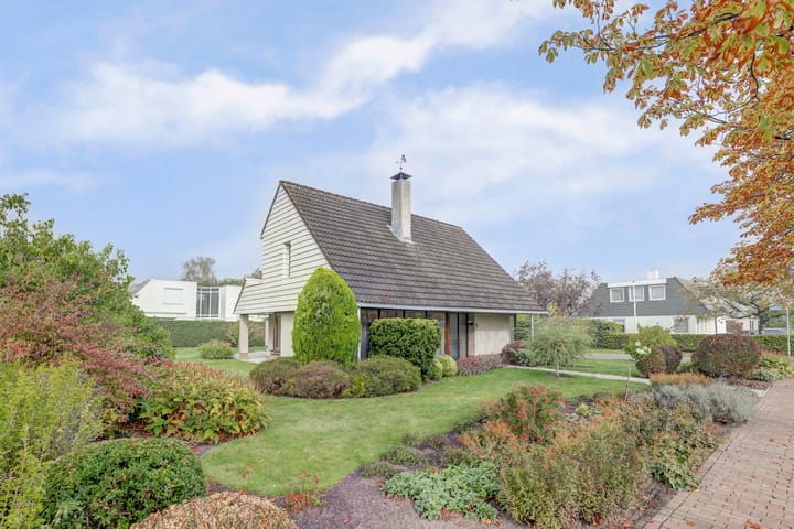 Photo 33 of Noordhoeklaan 8