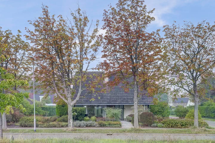 Photo 36 of Noordhoeklaan 8