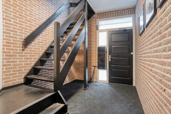 Photo 5 of Bloemendalstraat 1