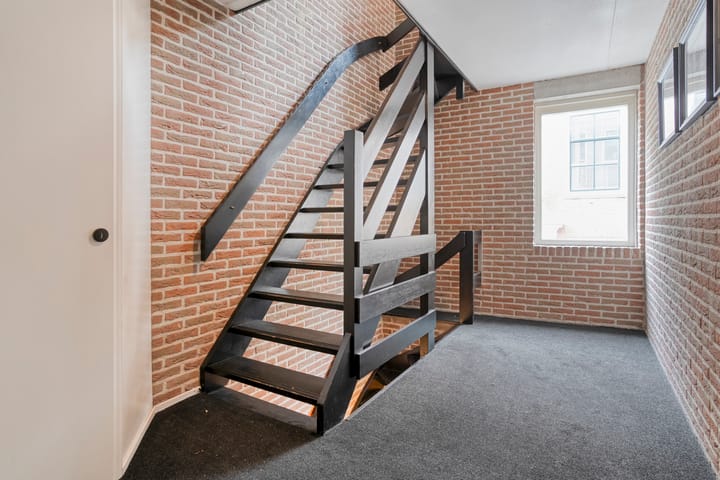 Photo 6 of Bloemendalstraat 1