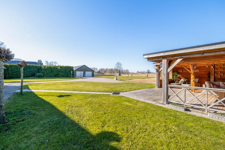 Photo 46 of Veneweg 220