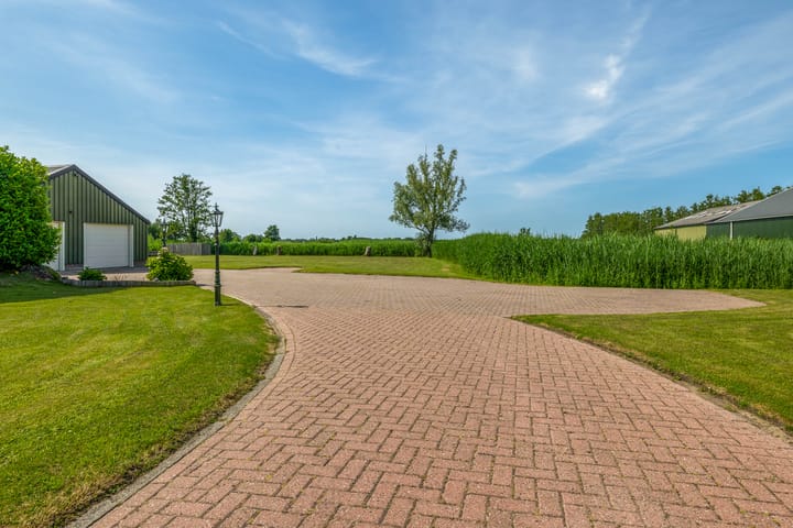 Photo 49 of Veneweg 220