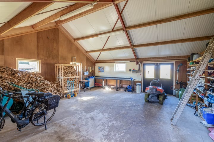 Photo 51 of Veneweg 220