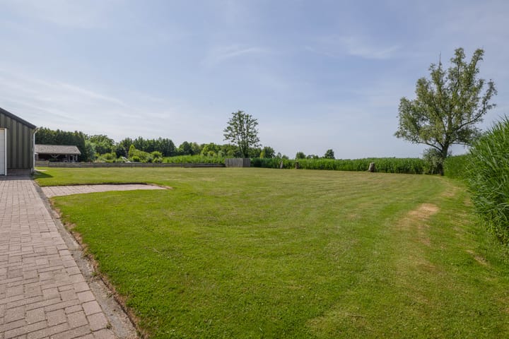 Photo 52 of Veneweg 220