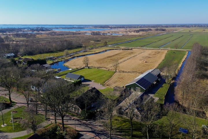 Photo 64 of Veneweg 220