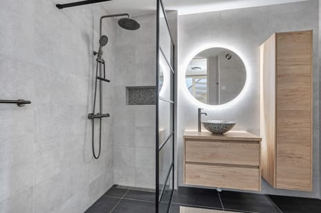 Capella 7 secondary image