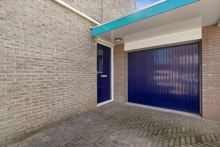 Photo 6 of Capella 7