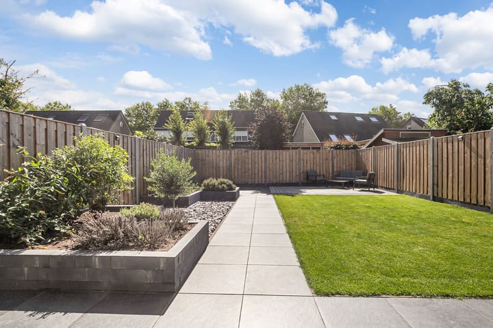 Photo 15 of Capella 7