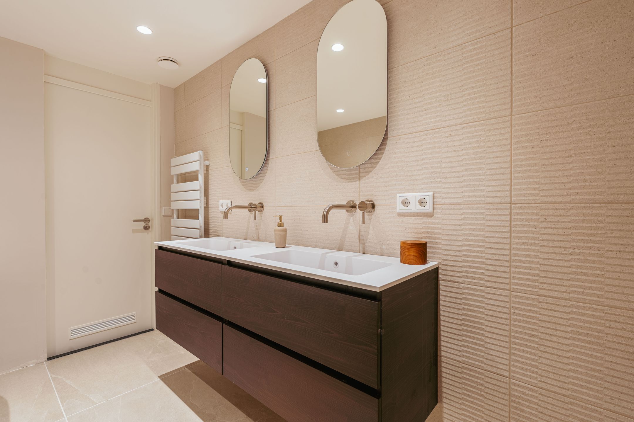 Foto 12 van Pracanalaan 44-B