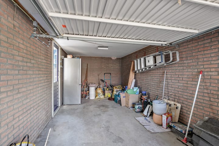 Photo 29 of Capella 7