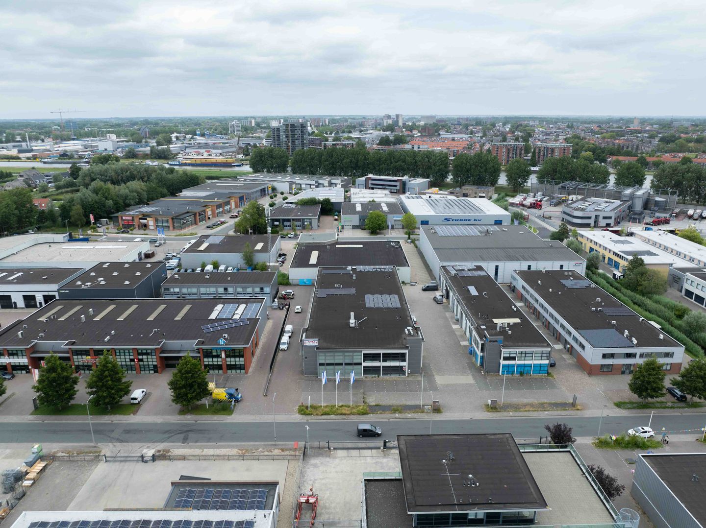 View photo 4 of Marconistraat 68