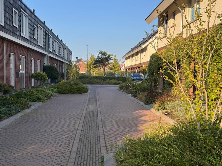 Photo 2 of Wakerdijk 21