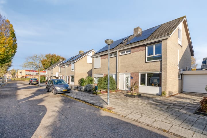 Foto 43 van Saksen Weimarstraat 11