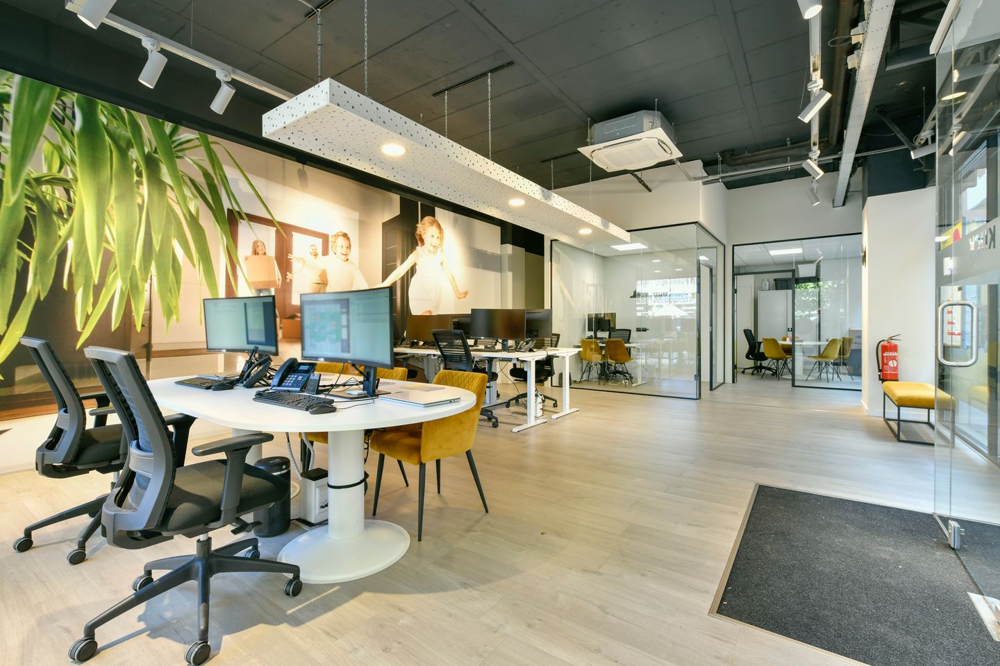 Bekijk foto 3 van Polderplein 107