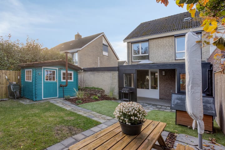 Foto 38 van Saksen Weimarstraat 11