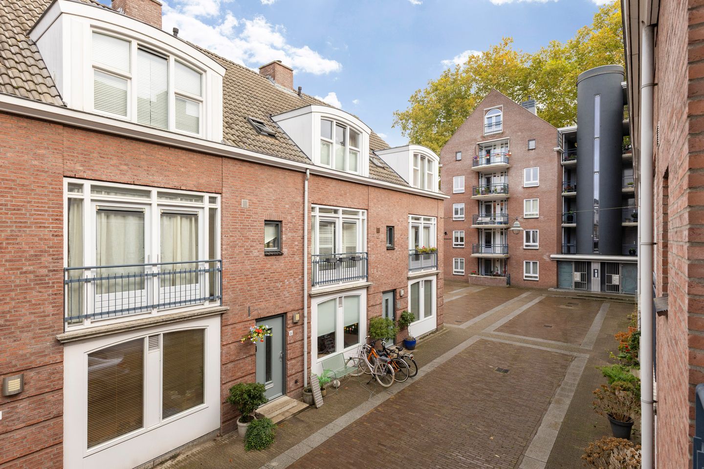 Photo 40 of Water en Vuurplein 9