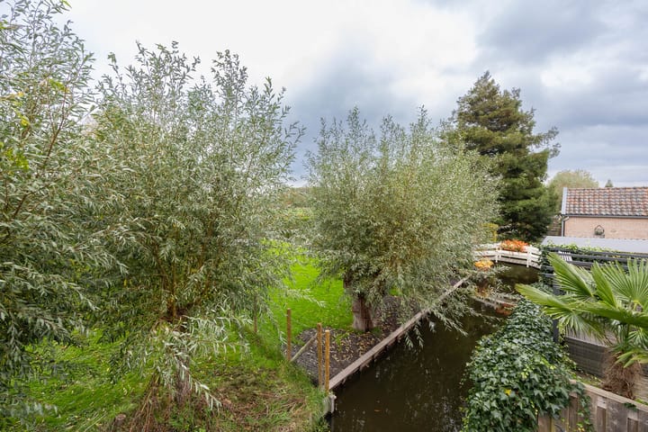 Foto 24 van Kerkweg 37