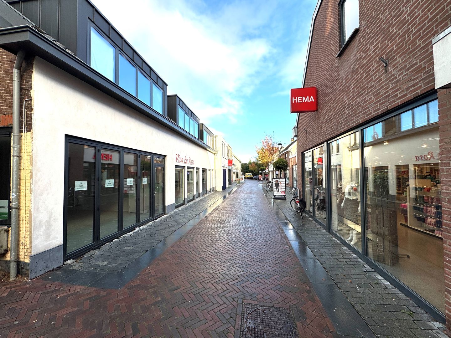 View photo 2 of Geldersestraat 16