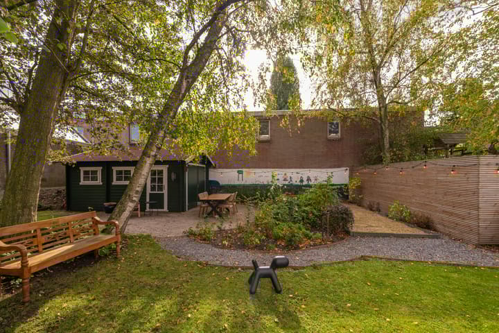 Foto 2 van Straatweg 20