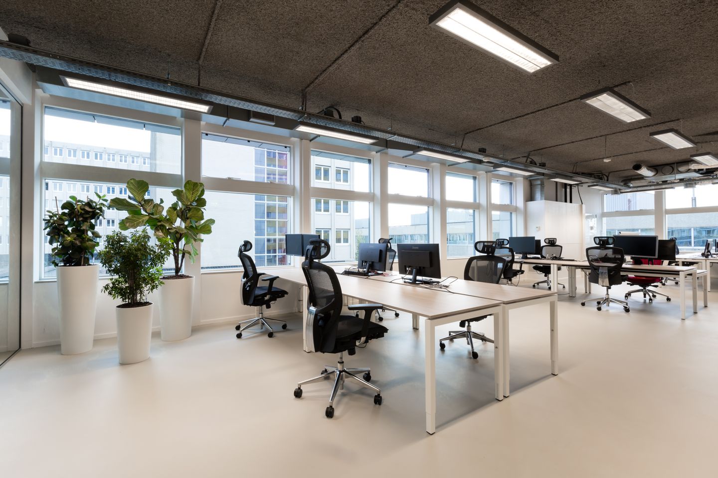 Bekijk foto 1 van James Wattstraat 100