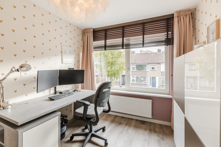 Foto 27 van Dr Ensinkstraat 4