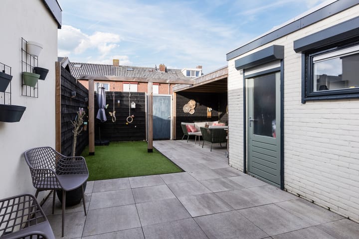 Foto 49 van Dr Ensinkstraat 4