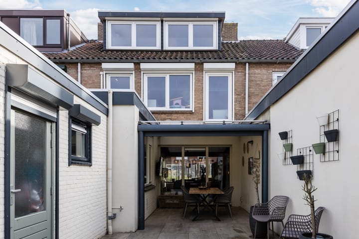 Foto 52 van Dr Ensinkstraat 4