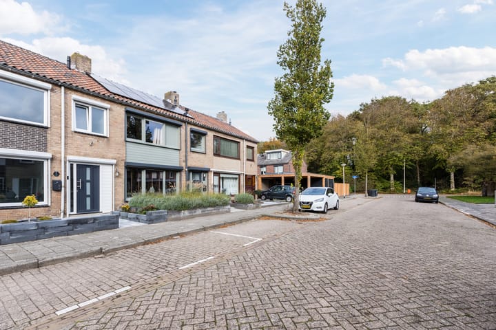 Foto 56 van Dr Ensinkstraat 4