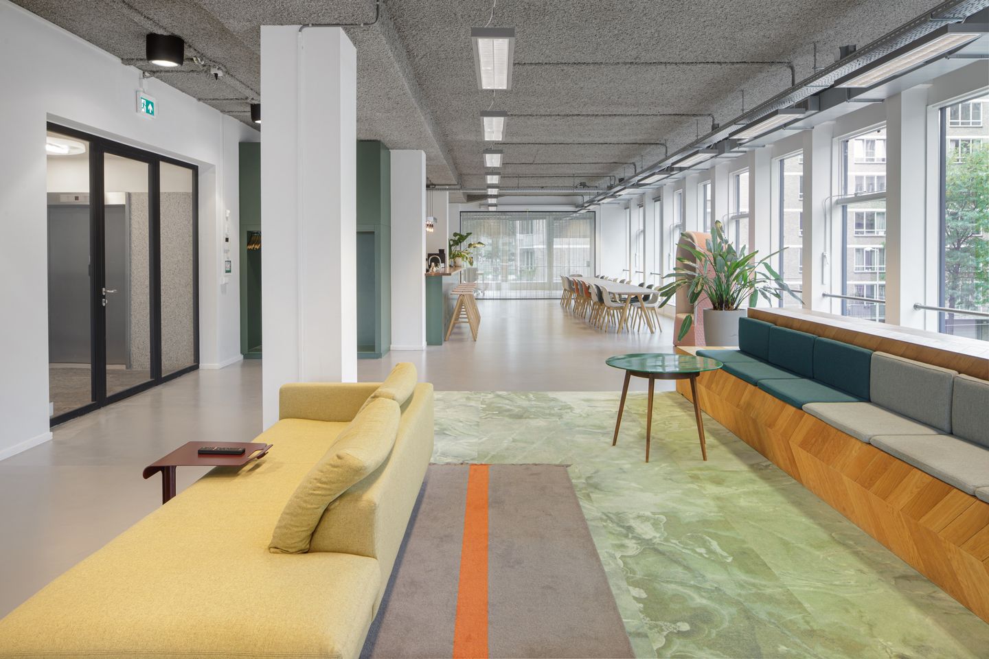 Bekijk foto 2 van James Wattstraat 100