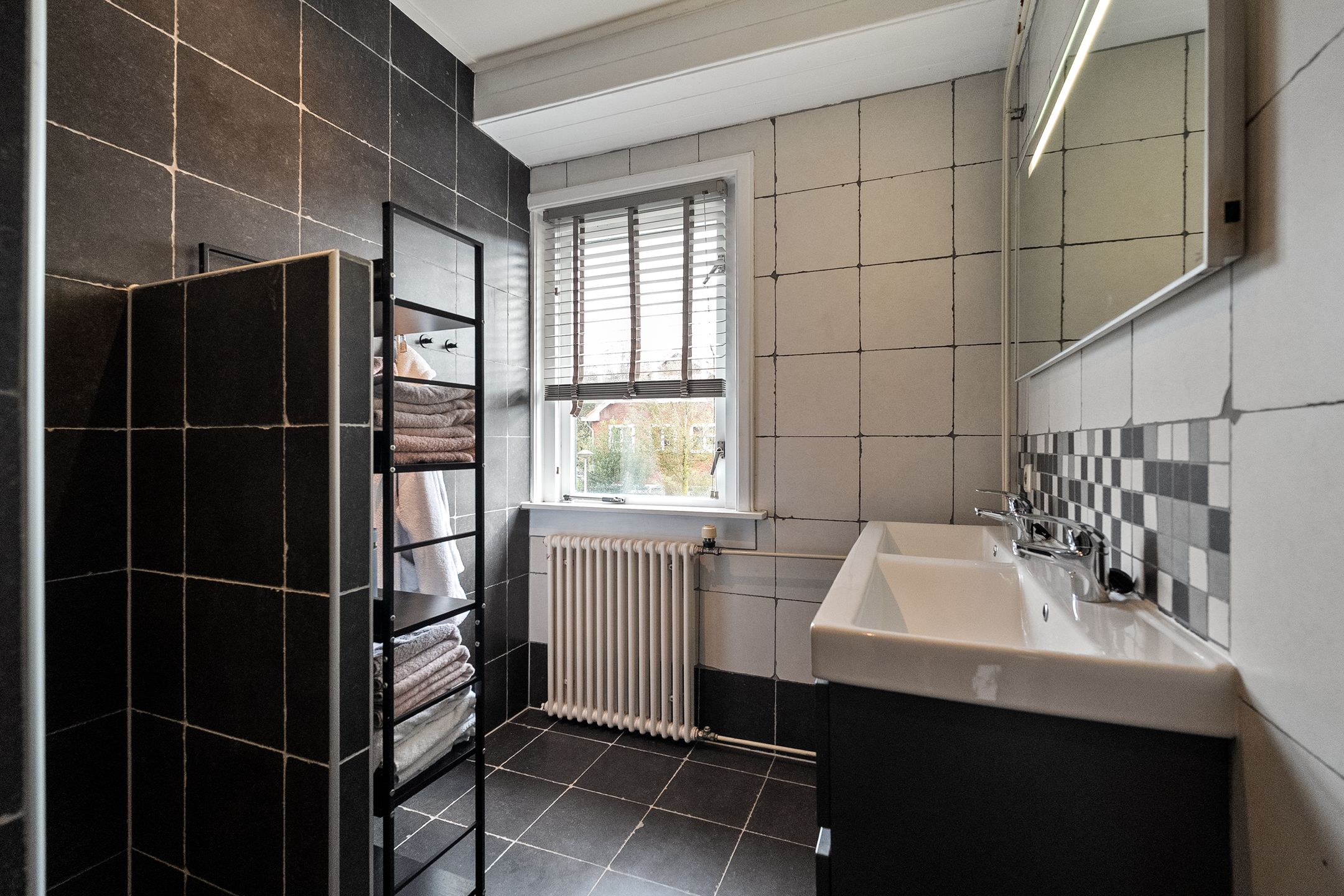 Foto 27 van Ambonstraat 5