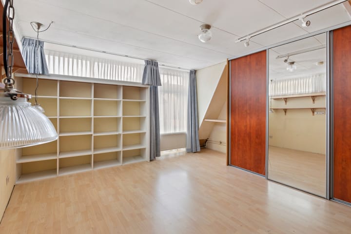 Foto 16 van Zeglis 46