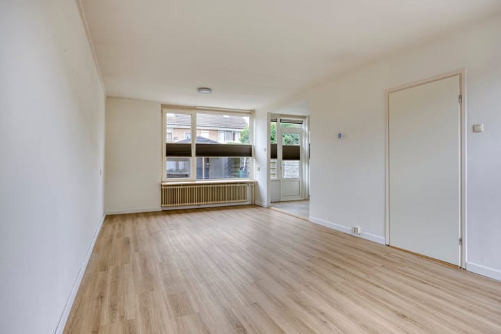 Photo 3 of Margrietstraat 30