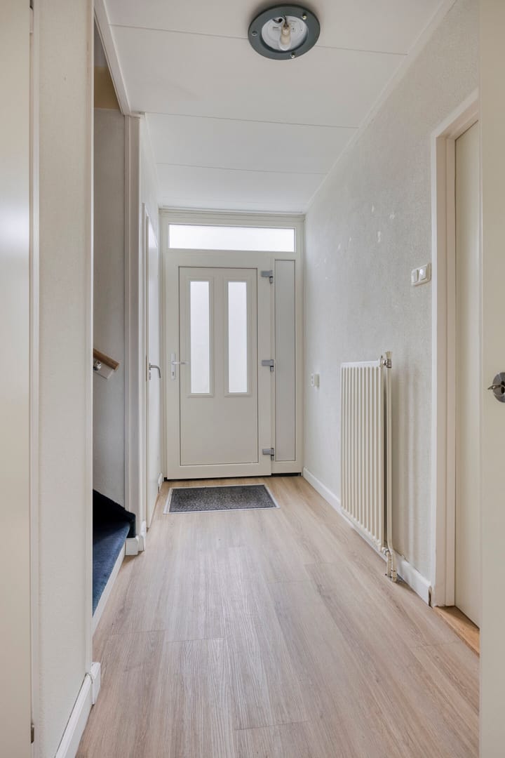 Photo 6 of Margrietstraat 30