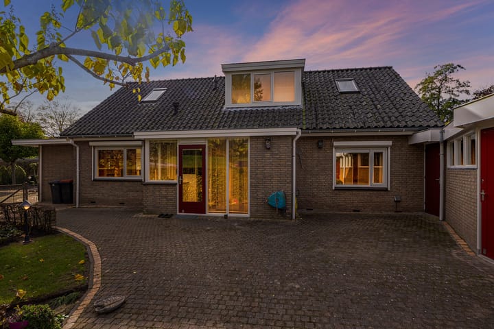 Foto 5 van Johan Buijeslaan 8