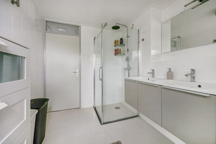 Photo 15 of Baskenstraat 5