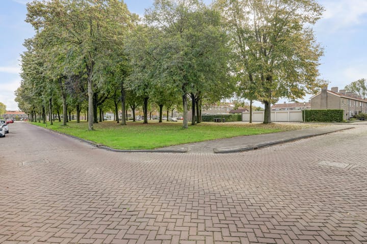 Photo 27 of Baskenstraat 5