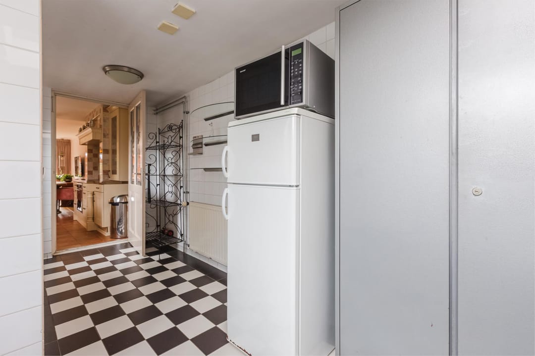 Photo 22 of Karnstraat 36